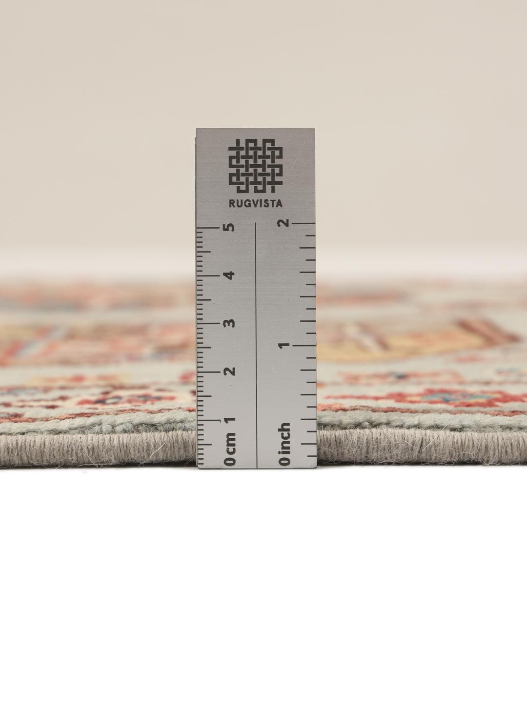 Handgeknüpfter afghanischer Teppich mit geometrischen Motiven aus beiger Wolle