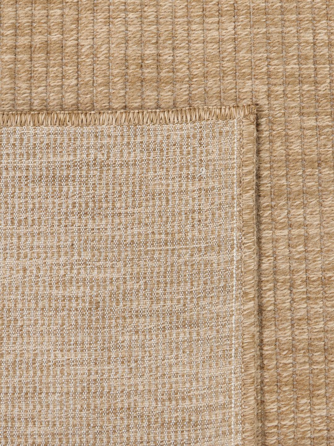 beige tapijt