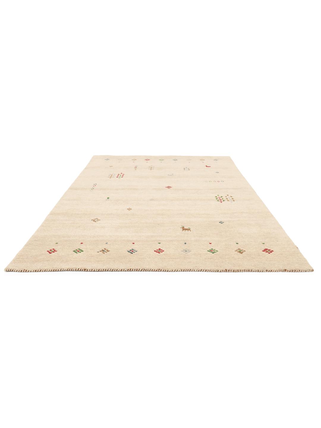 beige tapijt met wollen pool