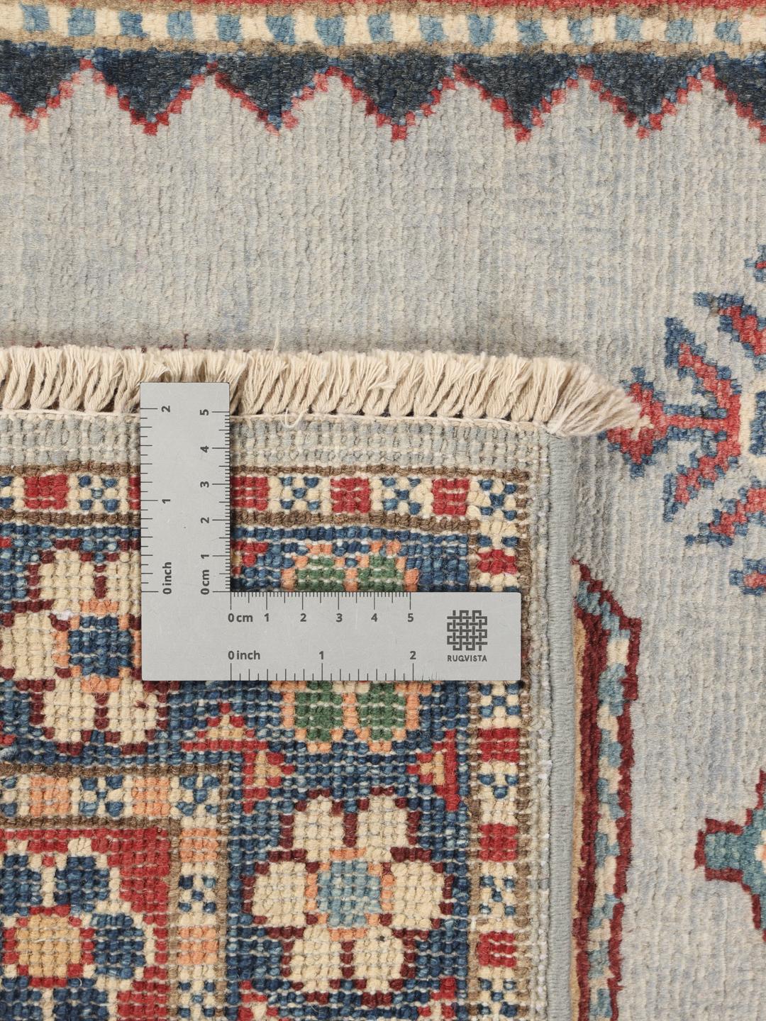 Handgefertigter Kazak-Läufer aus Afghanistan in Blau mit geometrischen Mustern
