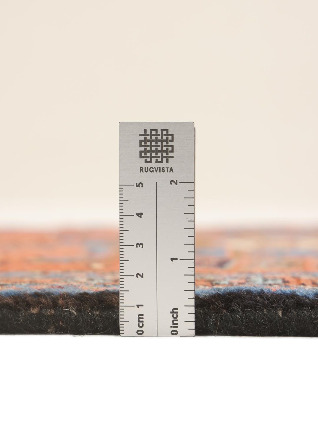 Handgeknoopte Ardebil loper in donkerrood met geometrische medaillons