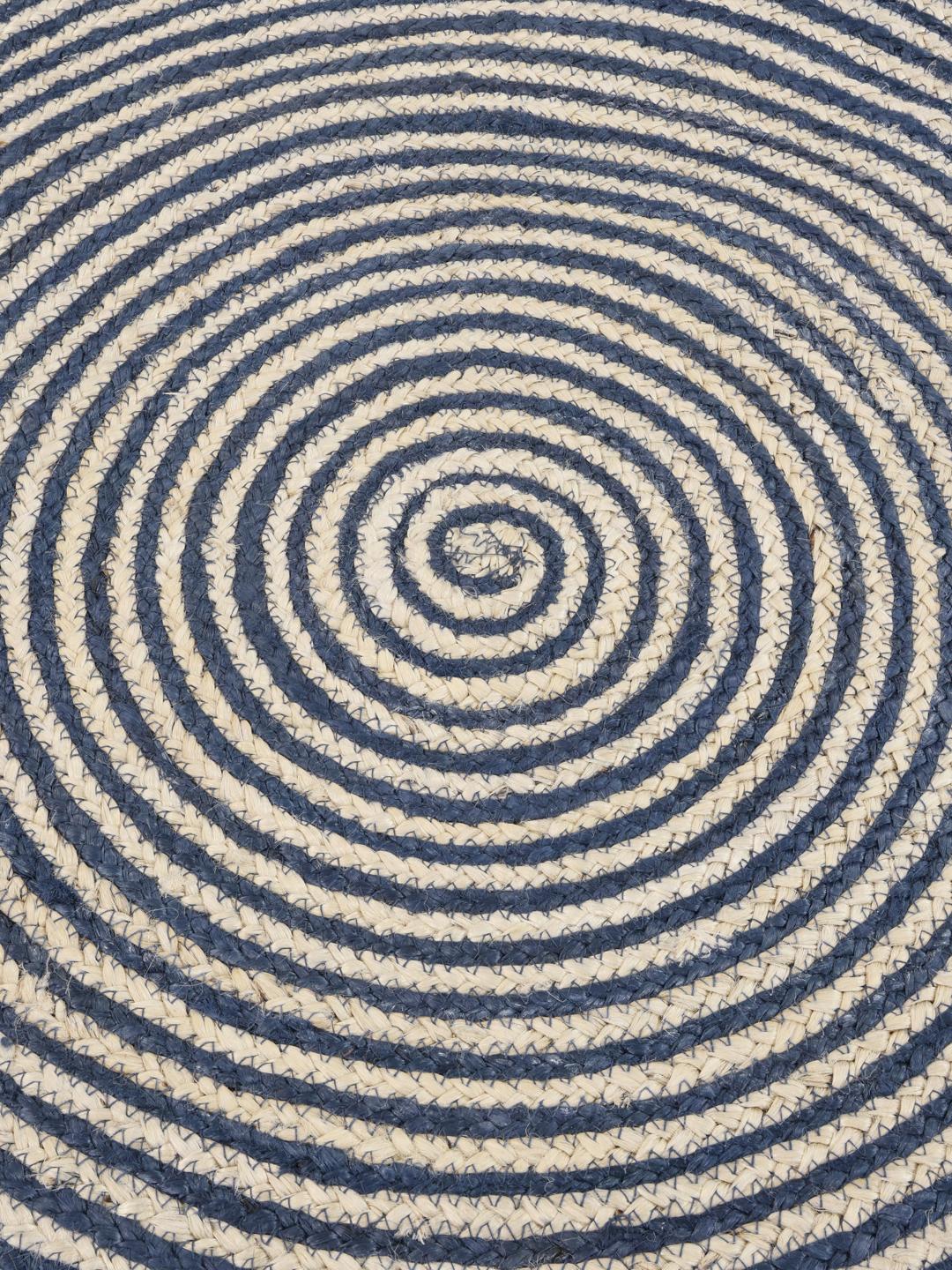 Rond blauw vloerkleed met natuurlijke textuur