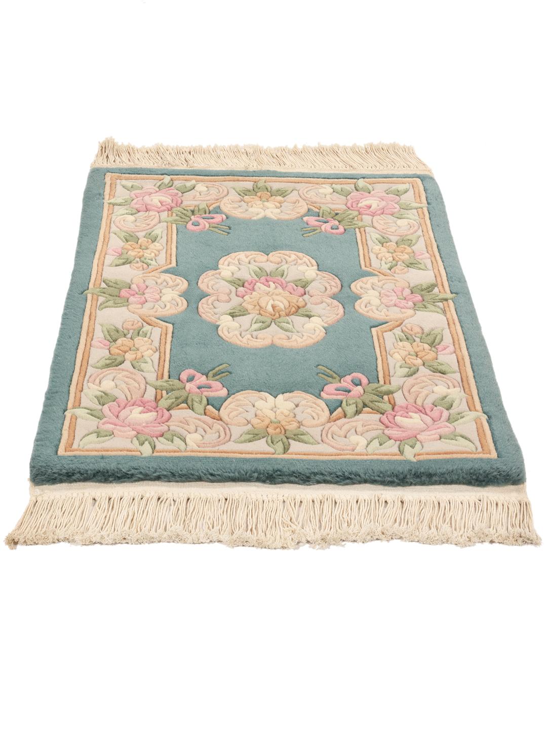 Håndknyttet kinesisk tæppe med blomstermotiver i teal, pink og beige
