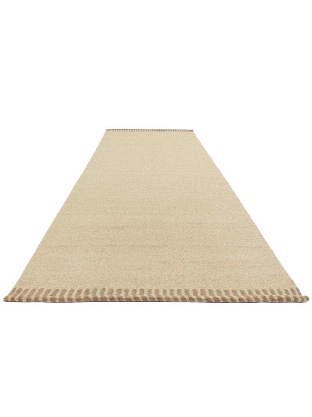 Beige løbertæppe