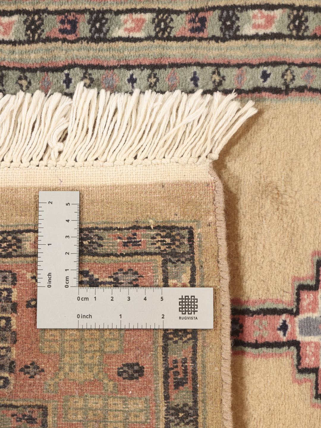 Håndknyttet Pakistan Bokhara 3ply-tæppe med beige felt og geometrisk medaljon