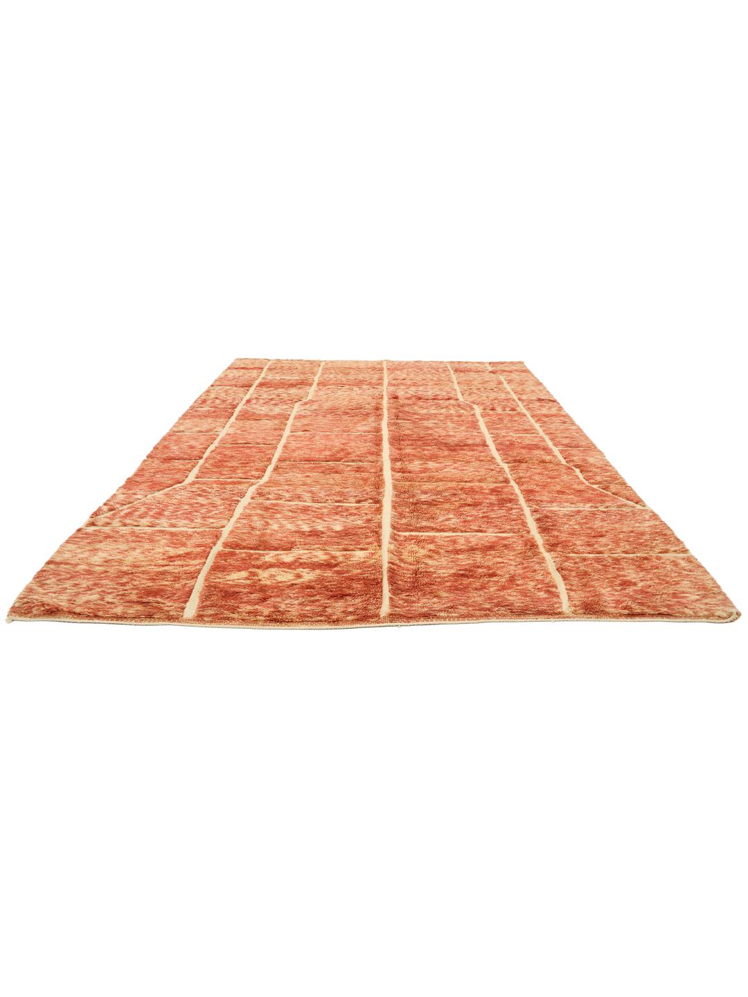 Handgeknoopt Marokkaans Berber tapijt met een rood en beige geometrisch blokpatroon
