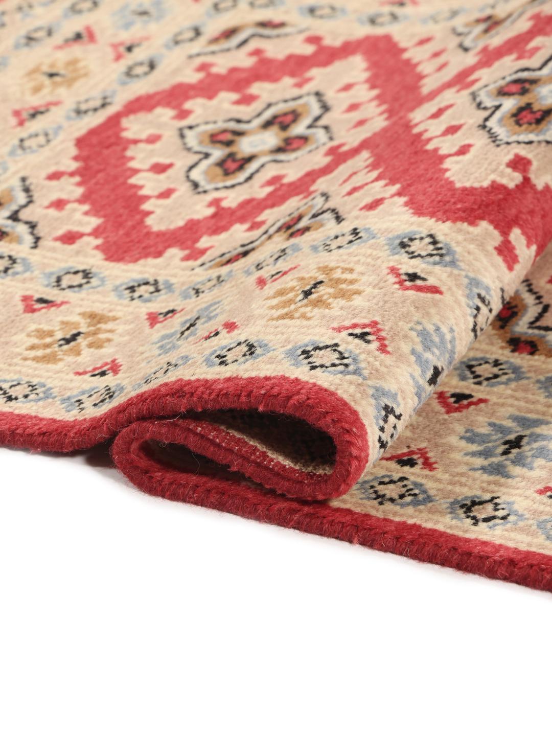 Hand-knotted Pakistan Bokhara 2ply rug in red and beige wool