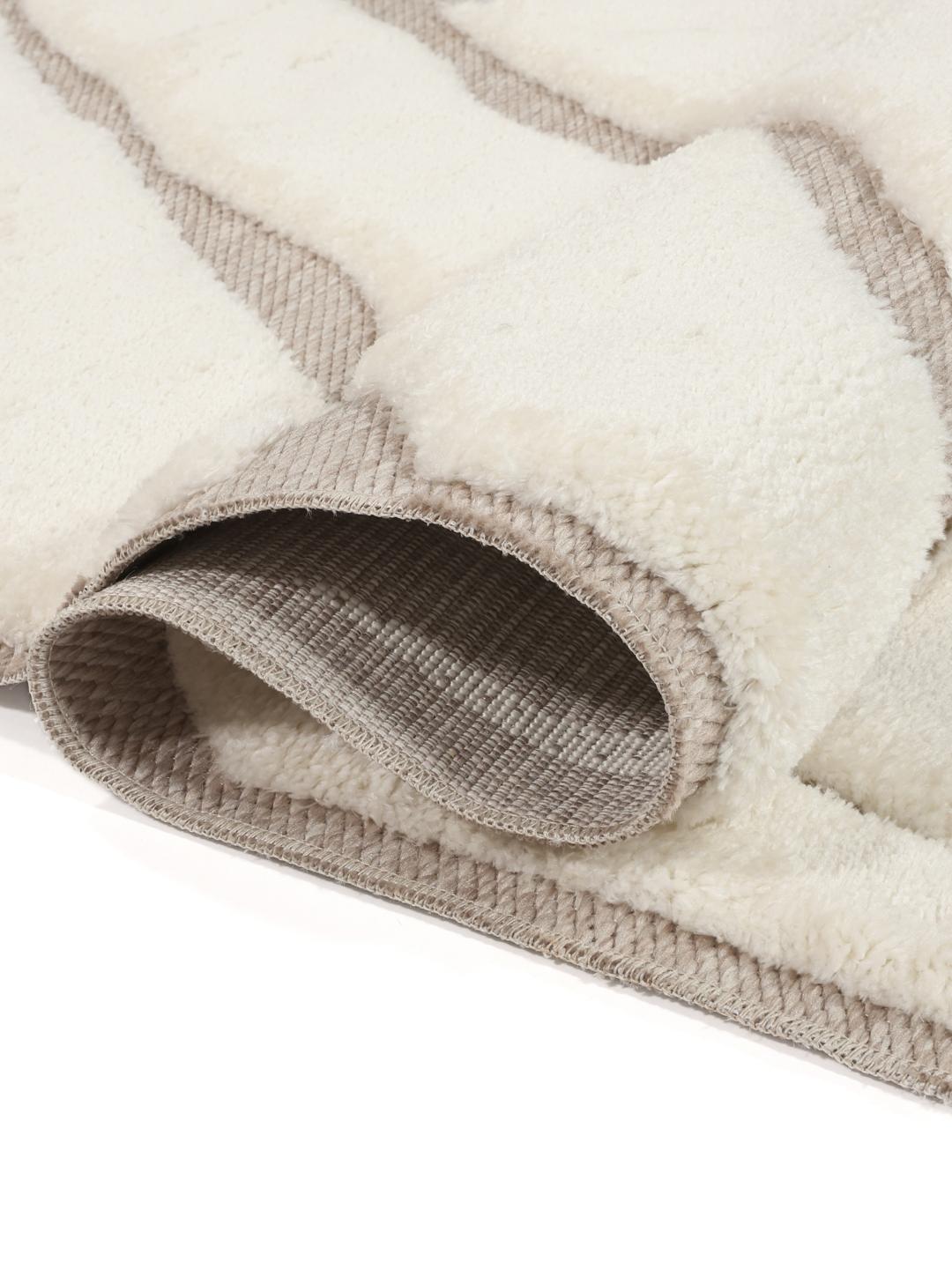 
    Mjolby - White / Beige - 200 x 300 cm
  