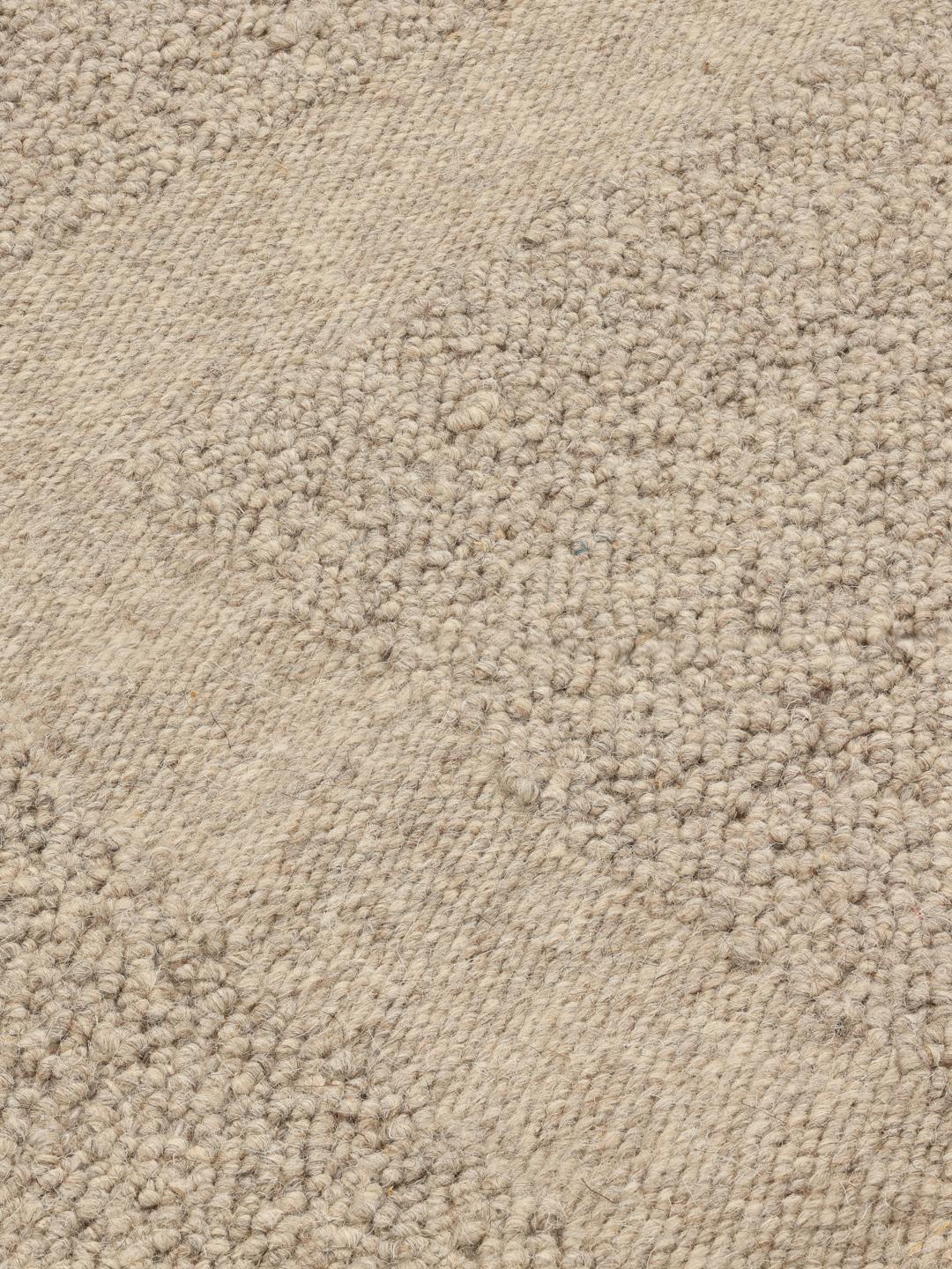 
    Gunde - Taupe brown - 200 x 300 cm
  