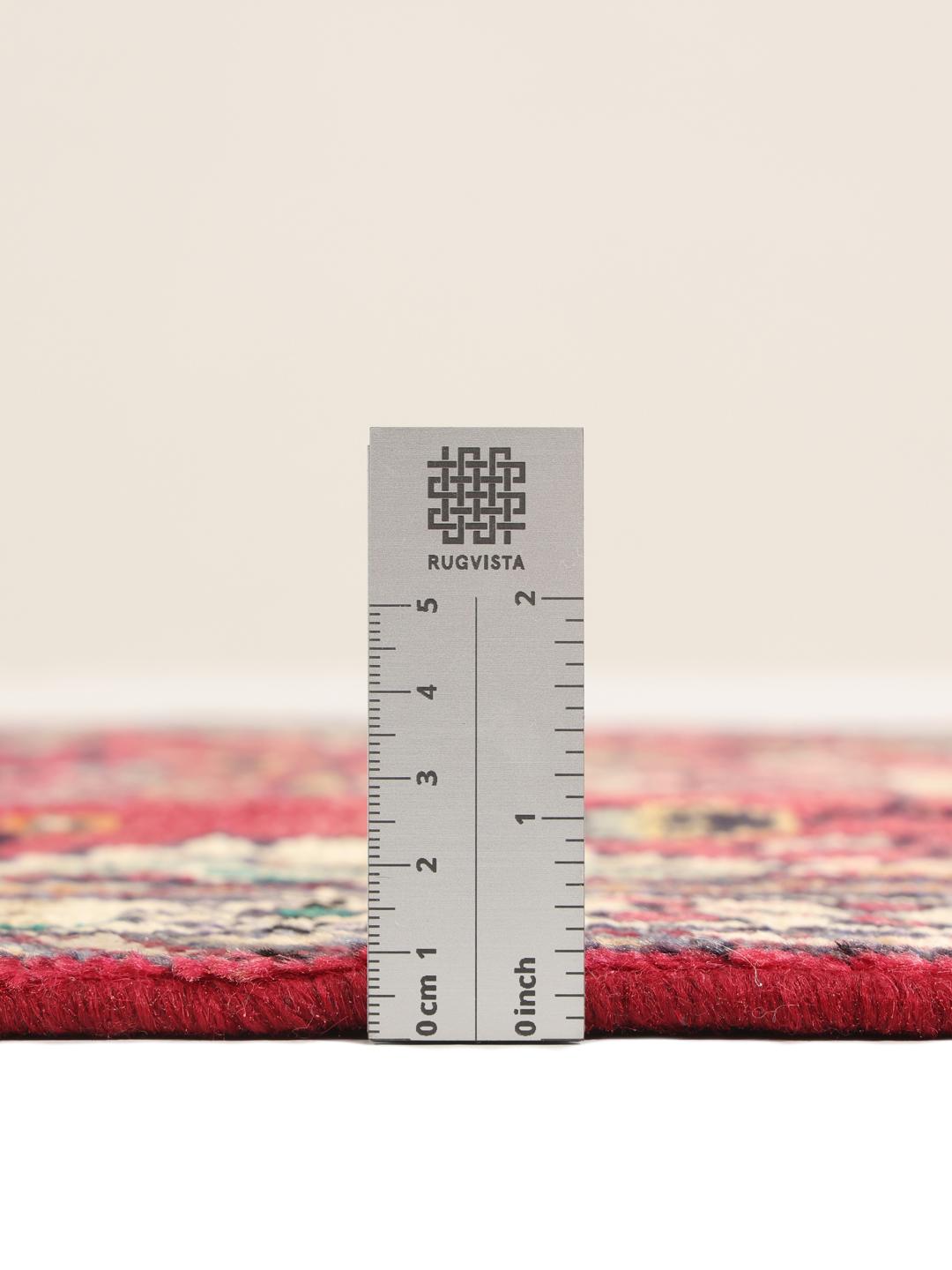 Tapis de couloir Mehraban rouge noué à la main provenant du Moyen-Orient
