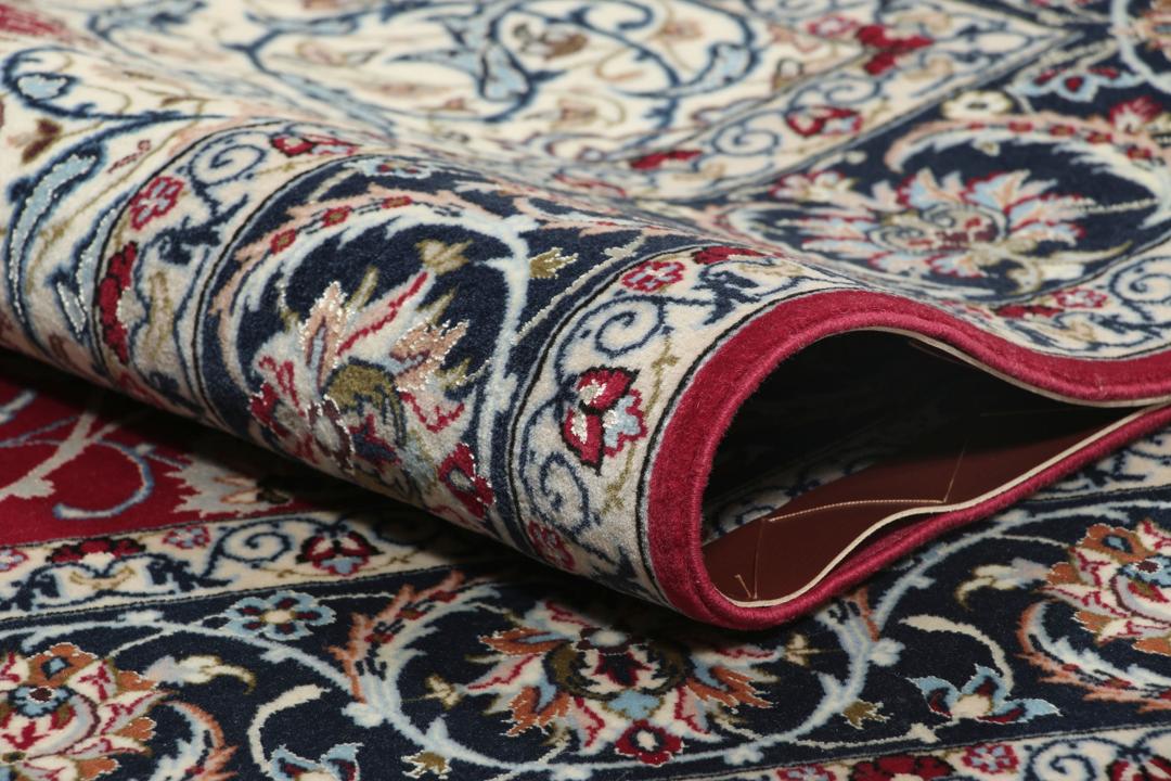 Håndknyttet Isfahan-tæppe fra Mellemøsten i rød og sort