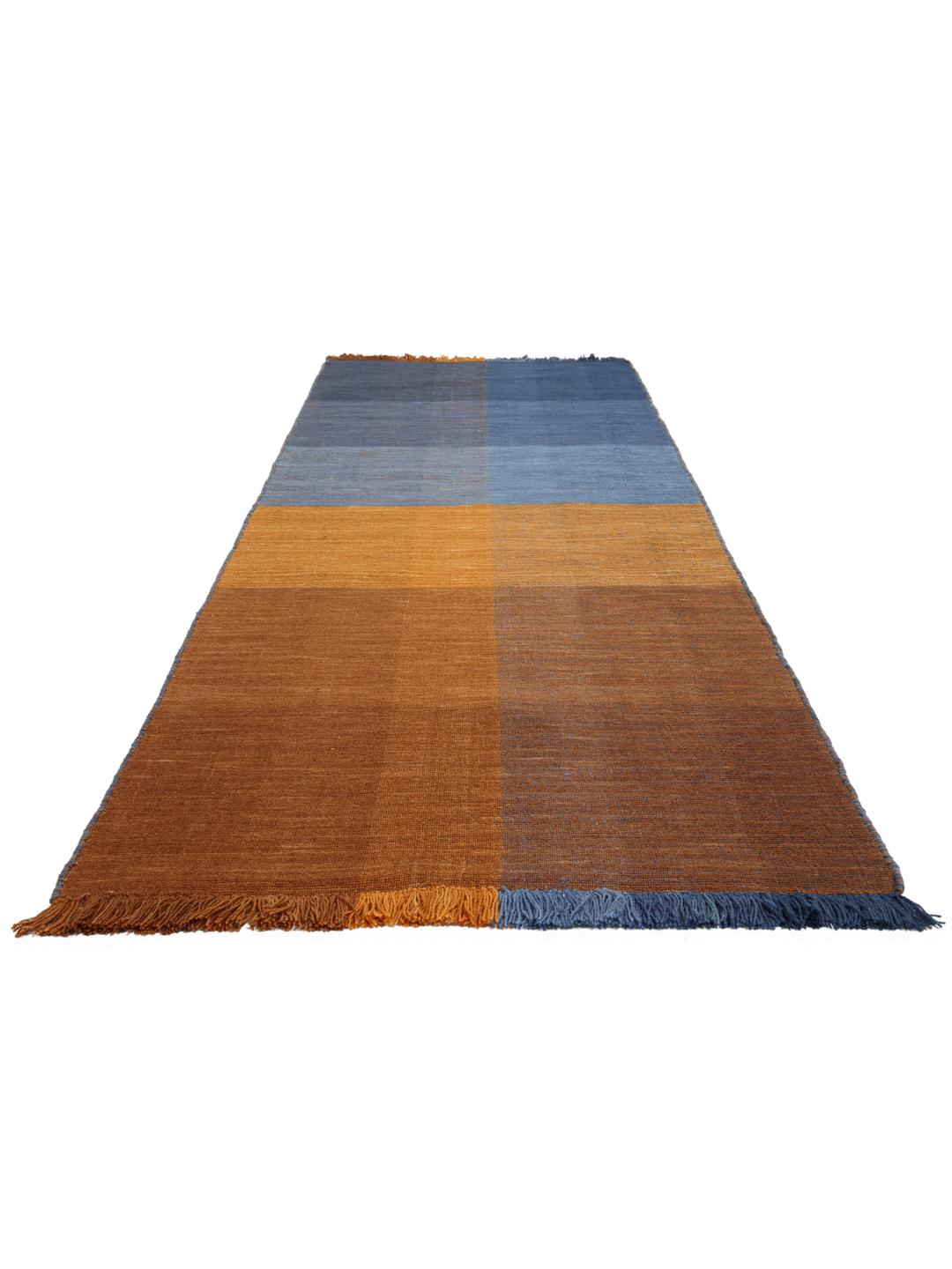 Handgeweven wollen loper in oranje en blauw met franjes
