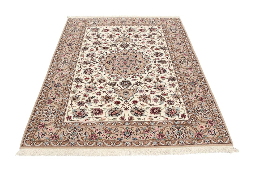 Handgeknoopt Isfahan-tapijt uit het Midden-Oosten met florale patronen in beige en gedempte tinten