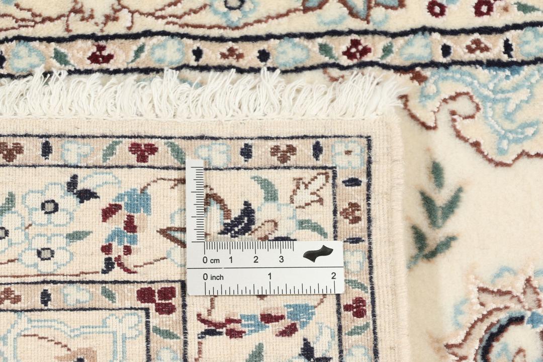 Autentisk håndknyttet Nain 6La-tæppe fra Mellemøsten i beige og blå nuancer