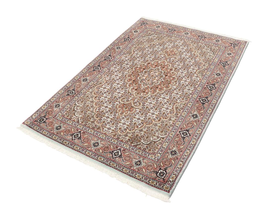 Met de hand geknoopt Tabriz tapijt uit het Midden-Oosten in veelkleurige tinten