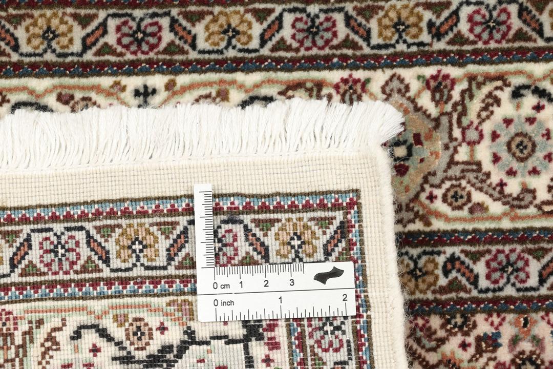 Håndknyttet Tabriz 50 Raj tæppe fra Mellemøsten i beige nuancer