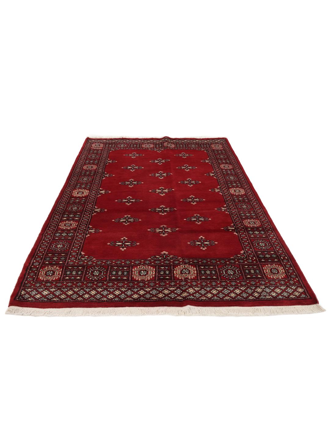 Tapis Pakistan Bokhara 2ply rouge noué à la main avec des motifs géométriques traditionnels