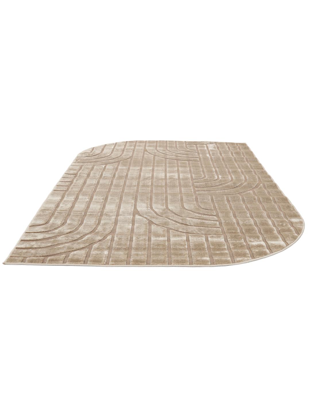 Onregelmatig beige vloerkleed met een modern hoog-laag geometrisch patroon