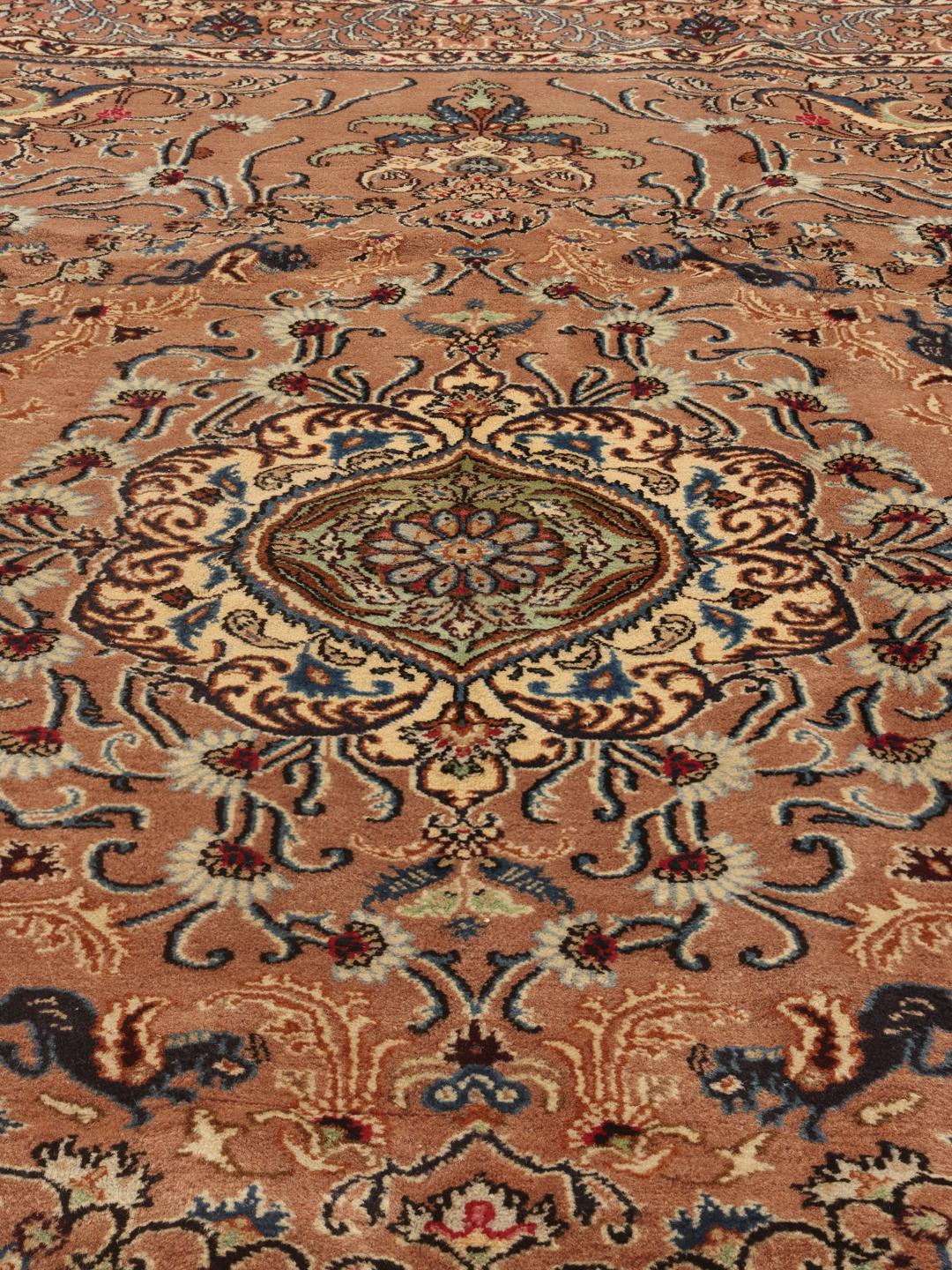 Alfombra Moud Sherkat Farsh anudada a mano del Medio Oriente en color marrón