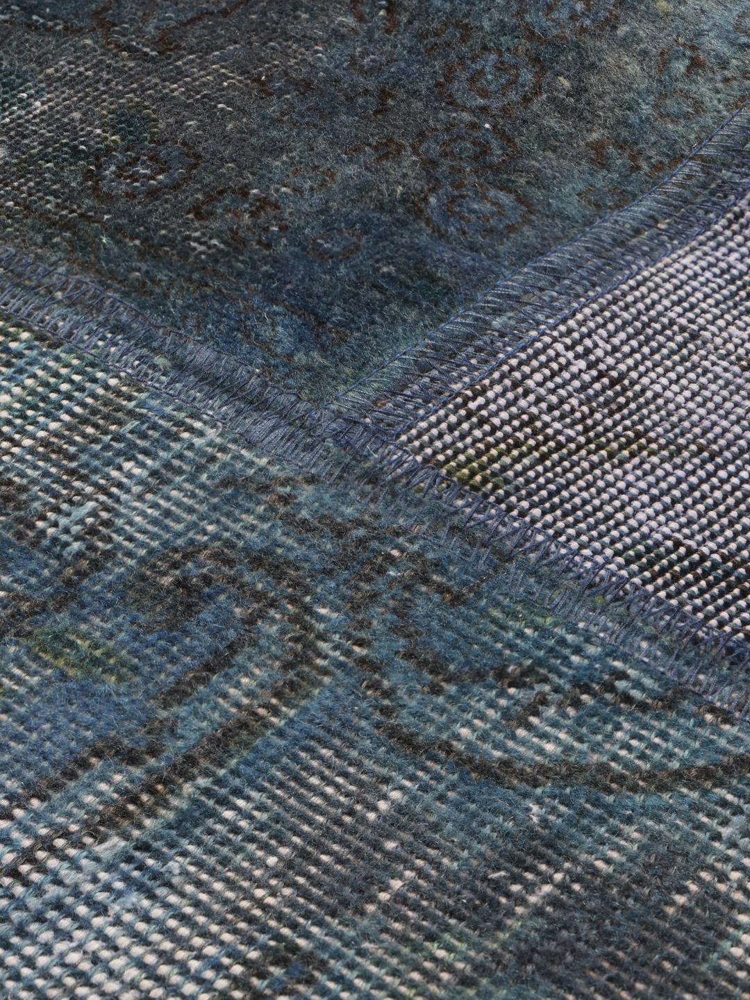 Vierkant handgemaakt patchwork vloerkleed in blauwtinten met ingewikkelde patronen