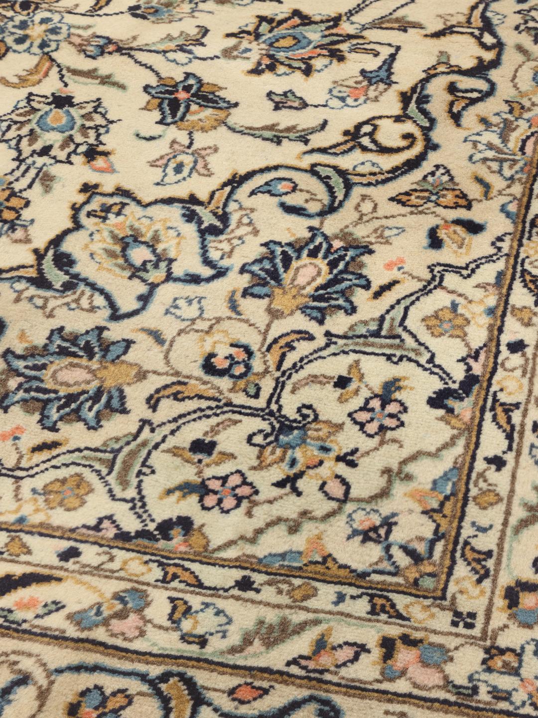 Hand-knotted Keshan rug from the Middle East in beige with floral patterns