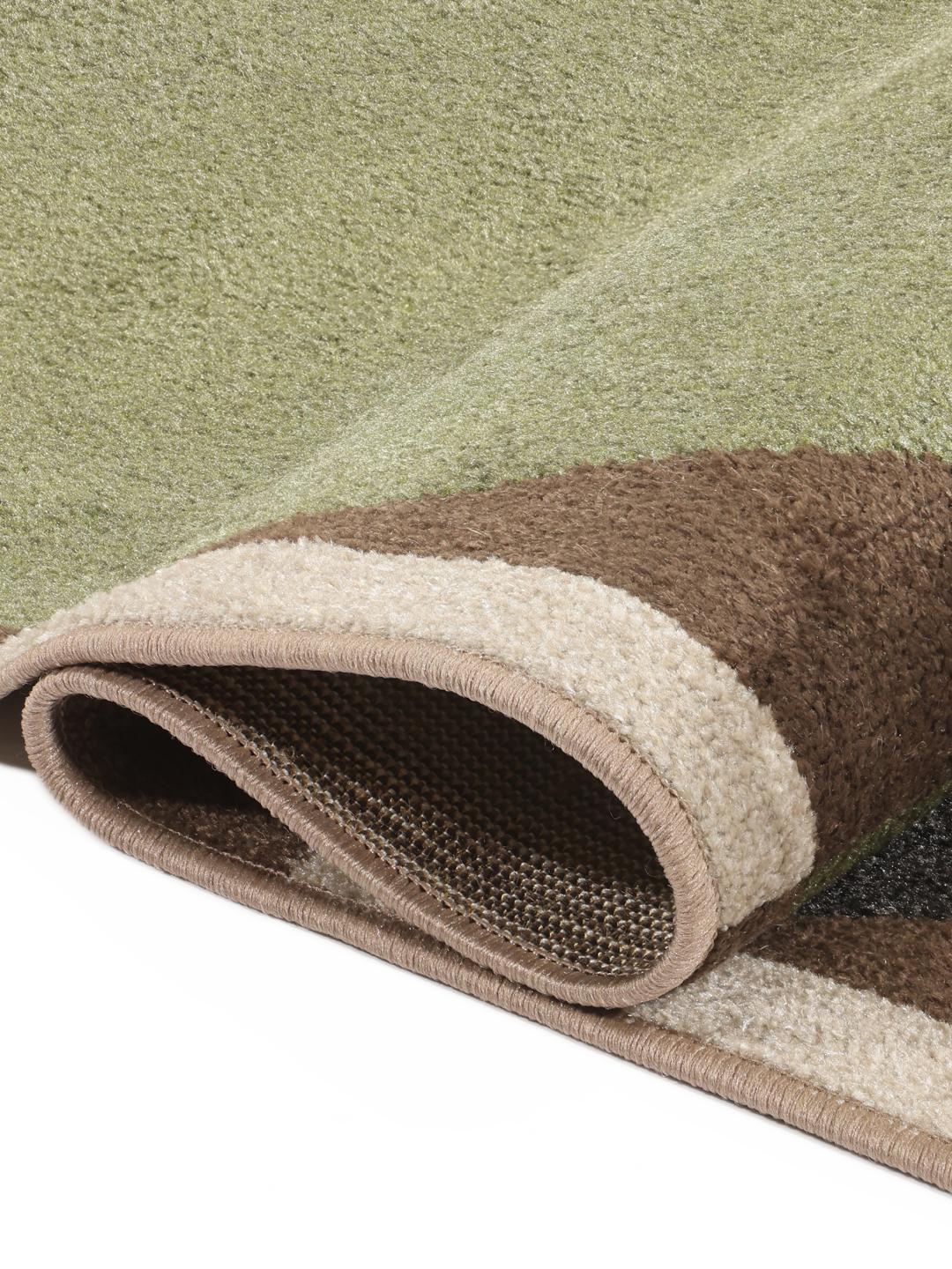 tapis vert à motif circulaire