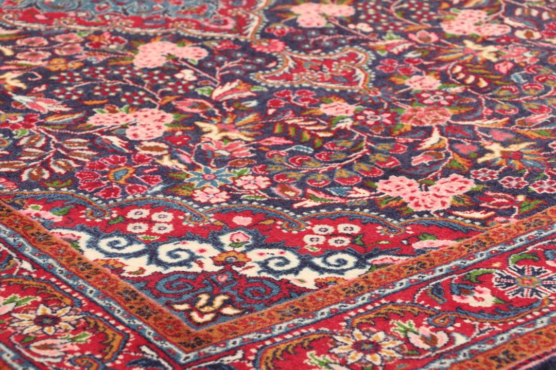 Hand-knotted Hamadan rug from the Middle East in multicolor
