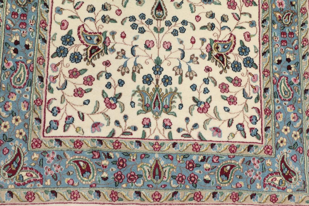 Tapis Kerman noué à la main du Moyen-Orient avec un motif floral en beige et bleu