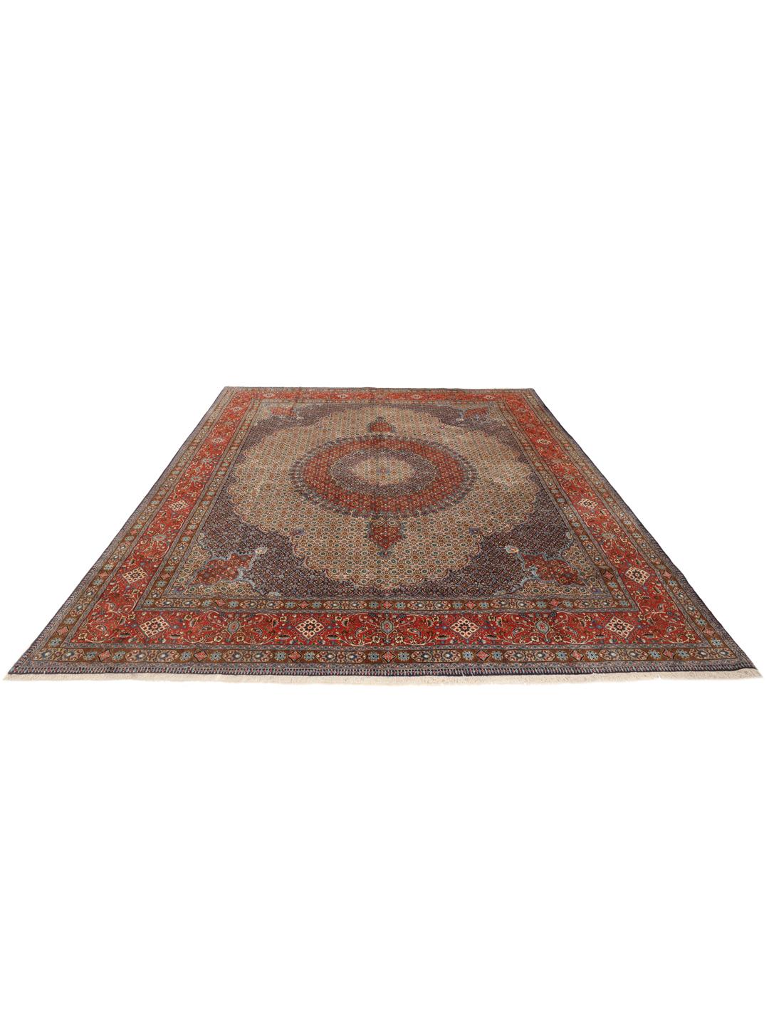 Handmade Moud rug with a central medallion in dark-red and beige tones