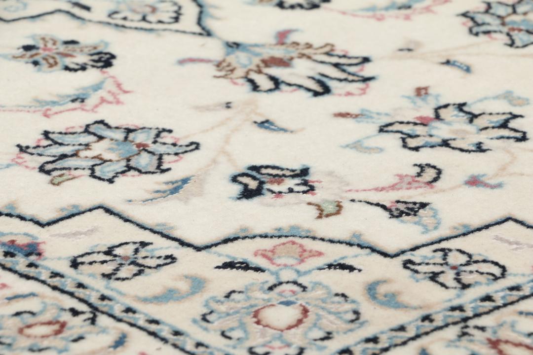 Handgeknoopt Nain 9La vloerkleed uit het Midden-Oosten in beige