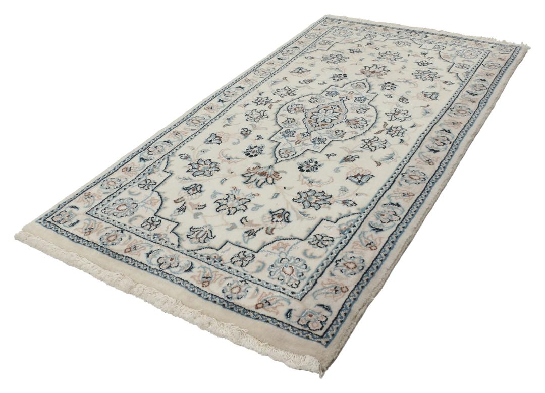 Met de hand geknoopt Nain 9La tapijt uit het Midden-Oosten in beige met bloemmotieven.