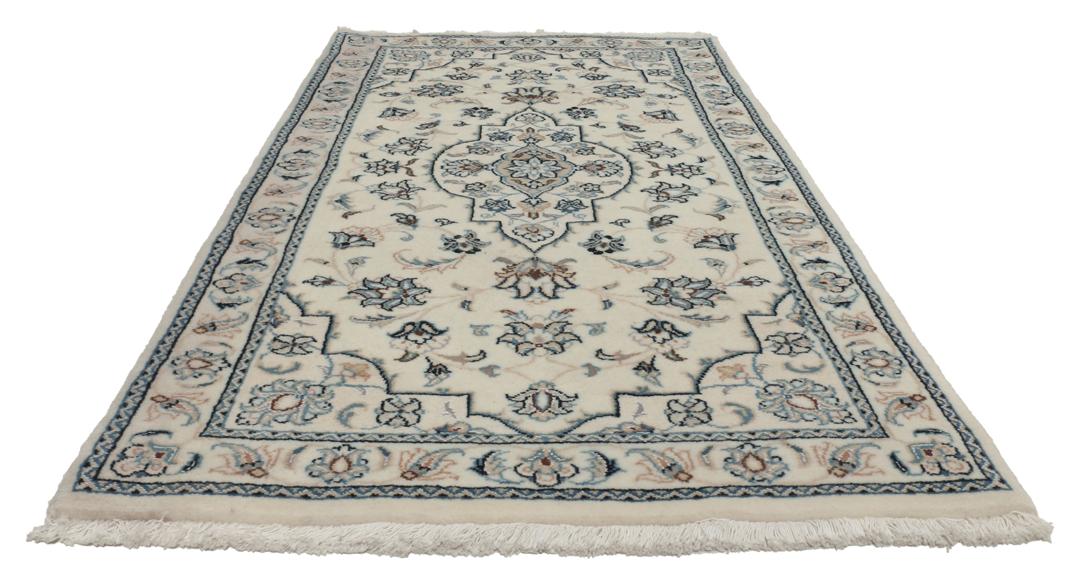 Met de hand geknoopt Nain 9La tapijt uit het Midden-Oosten in beige met bloemmotieven.