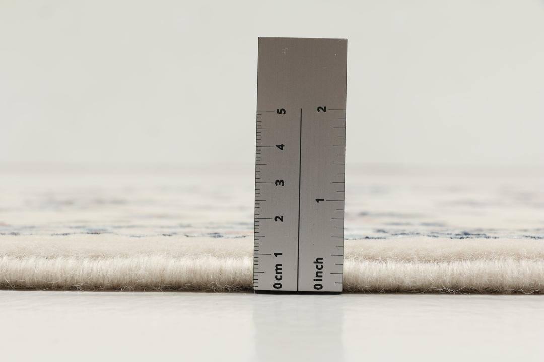 Handgeknoopt Nain 9La-tapijt met bloemmotieven in beige uit het Midden-Oosten