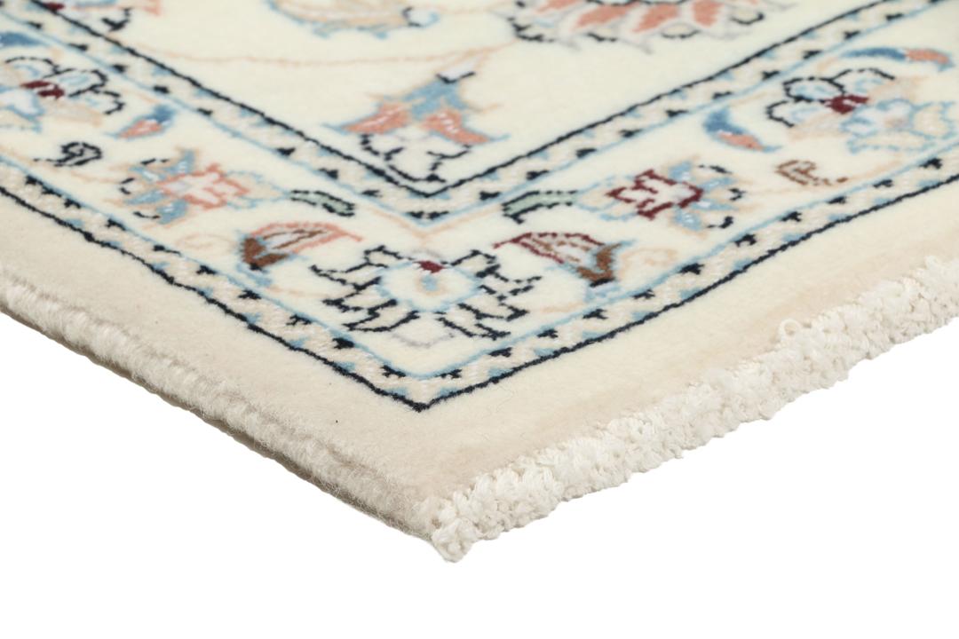 Handgeknoopt Nain 9La tapijt uit het Midden-Oosten in beige met bloemenpatronen