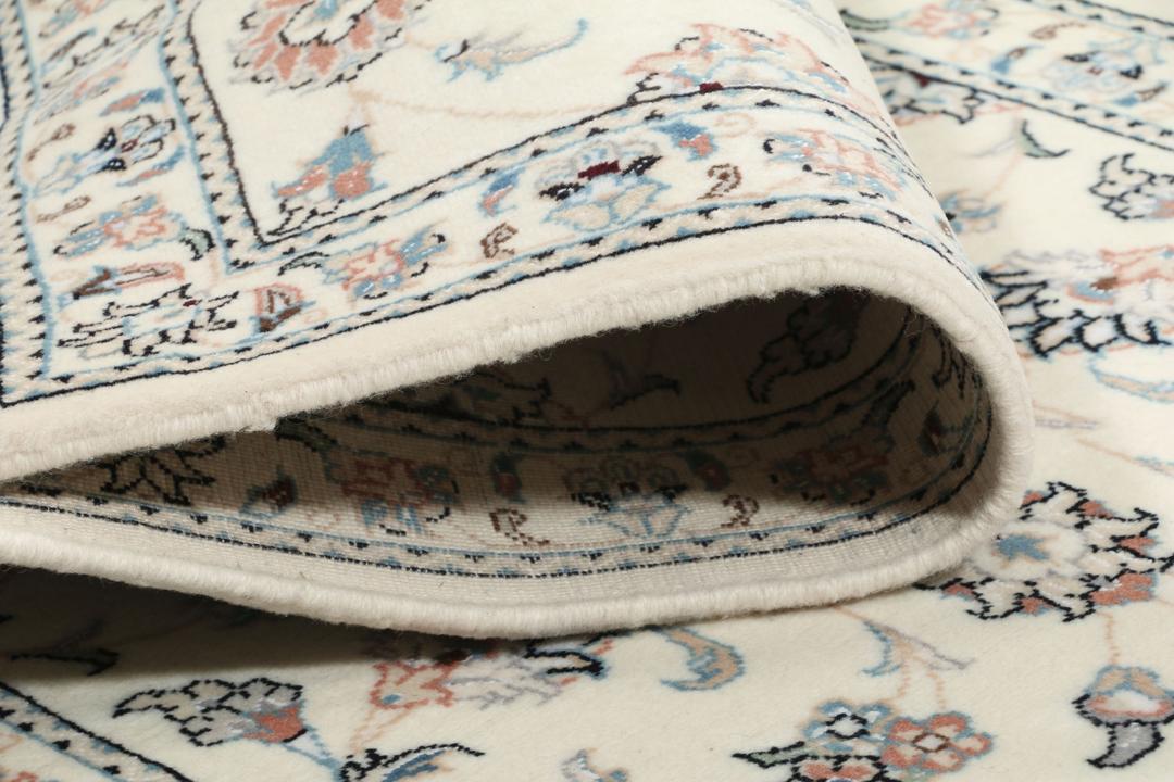 Handgeknoopt Nain 9La tapijt uit het Midden-Oosten in beige met bloemenpatronen