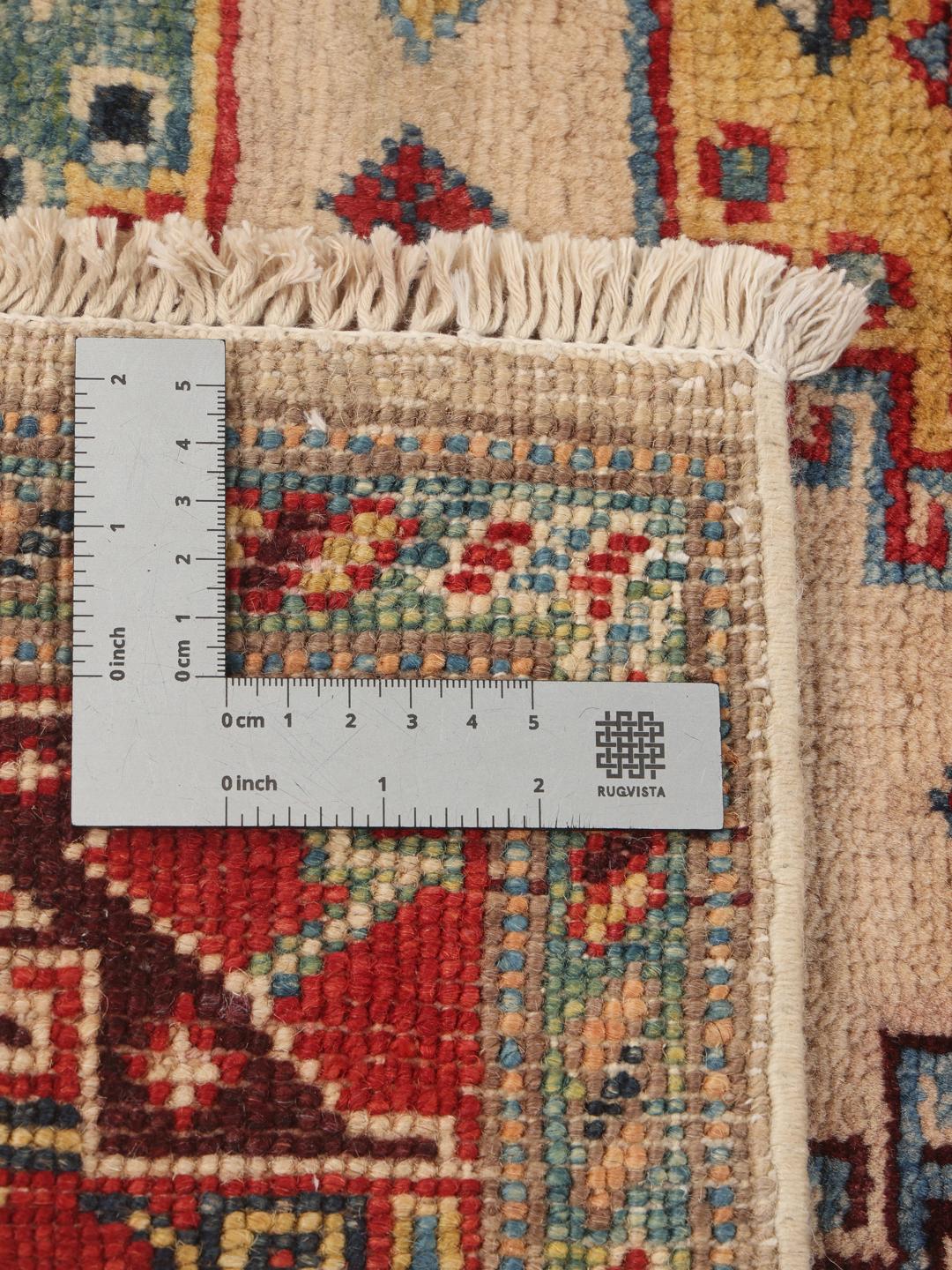 Handgeknüpfter Kazak-Teppich aus Afghanistan mit lebendigen geometrischen Motiven in Mehrfarbig