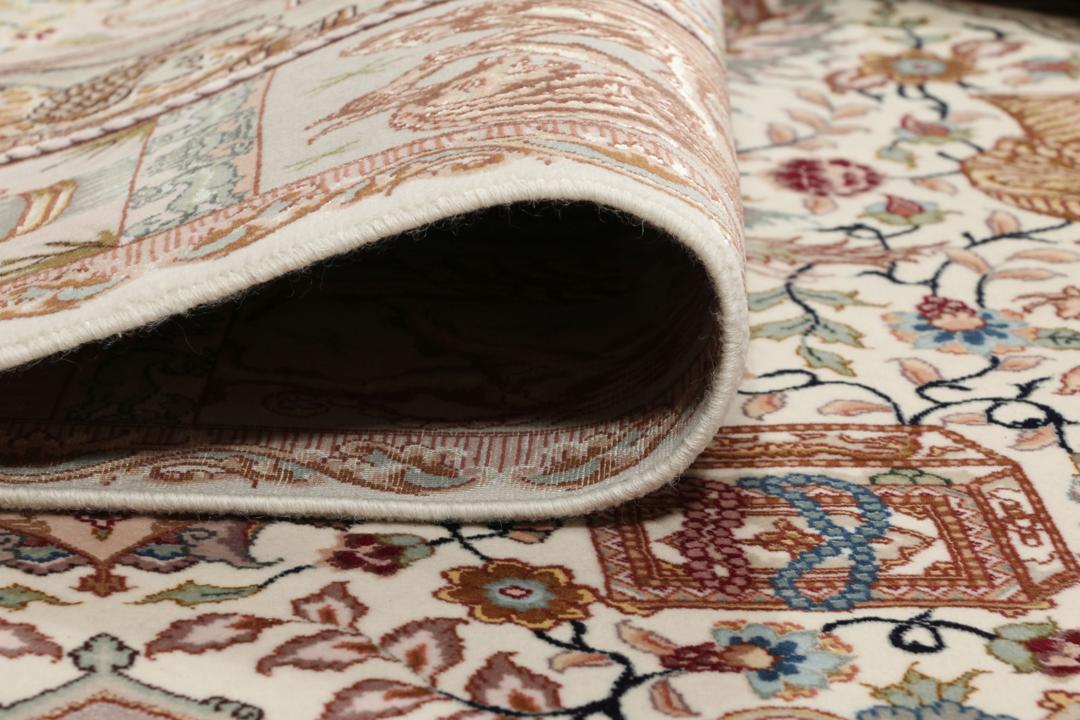 Handgeknoopt Tabriz-tapijt uit het Midden-Oosten in beige tinten