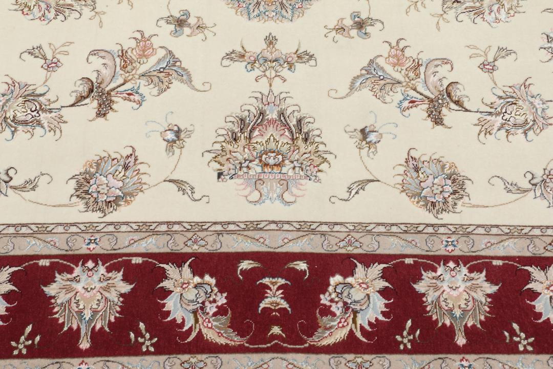 Handgeknoopt Tabriz-tapijt met bloemmotieven in beige en rood uit het Midden-Oosten