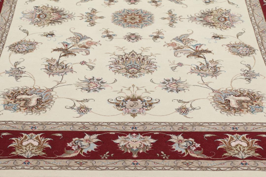 Handgeknoopt Tabriz-tapijt met bloemmotieven in beige en rood uit het Midden-Oosten