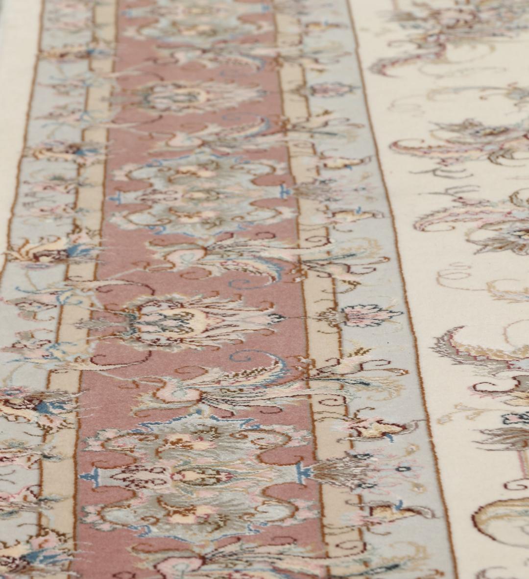 Handgeknoopt Tabriz 50 Raj tapijt met bloemmotieven in beige en rood uit het Midden-Oosten