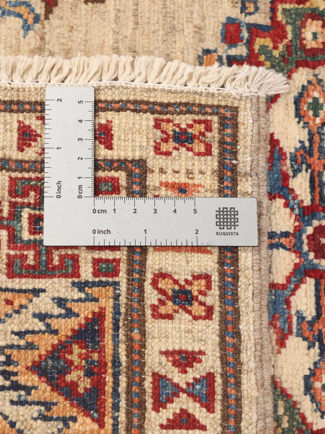 Handgeknoopte Kazak Ariana loper uit Afghanistan in beige met geometrische patronen