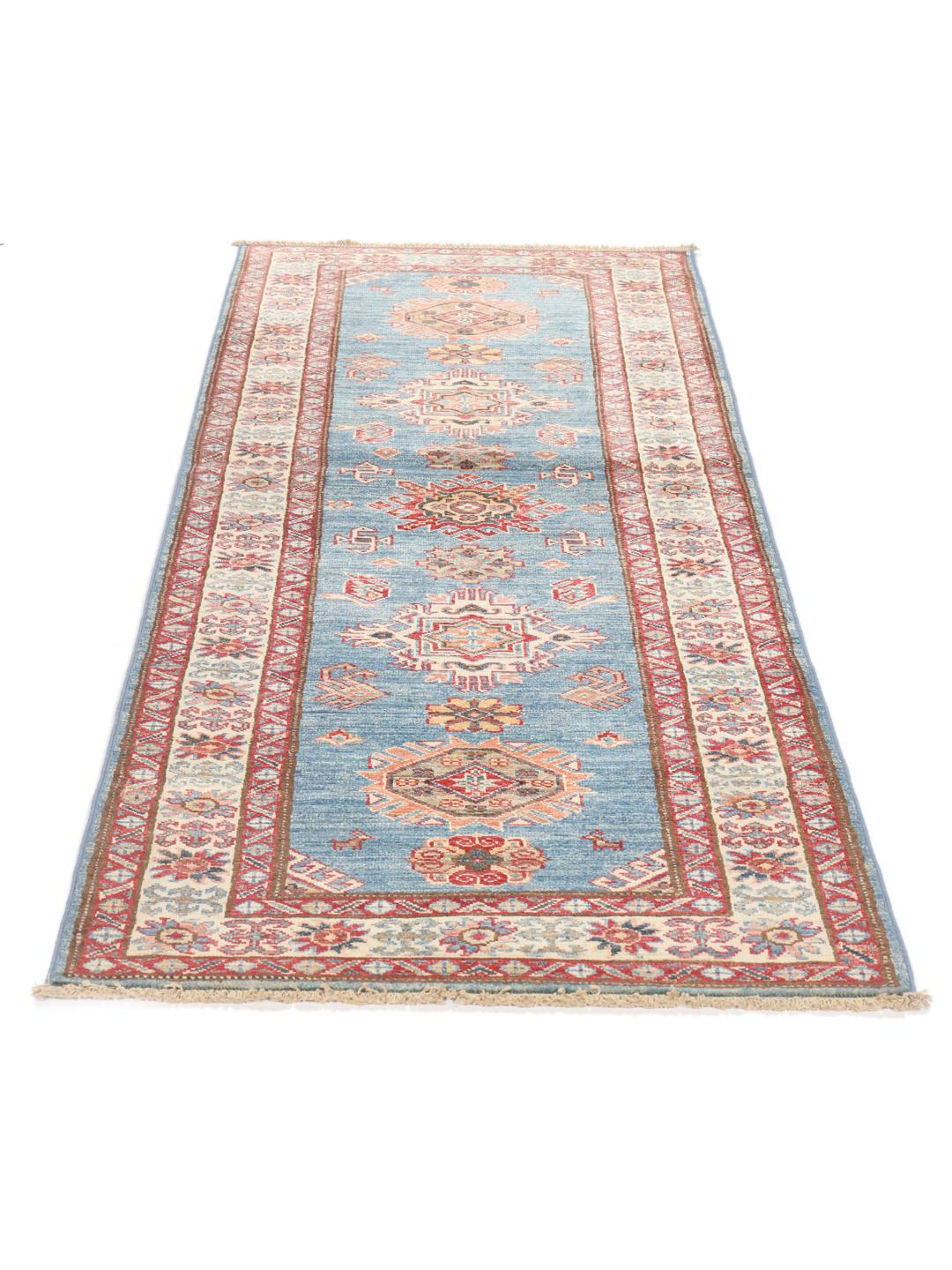 Handgemaakte Kazak Ariana loper uit Afghanistan met een blauw veld en geometrische motieven