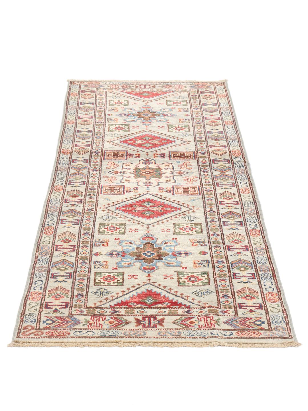 Handgefertigter Kazak-Läufer aus dem Nahen Osten mit geometrischen Mustern in Beige und Rot
