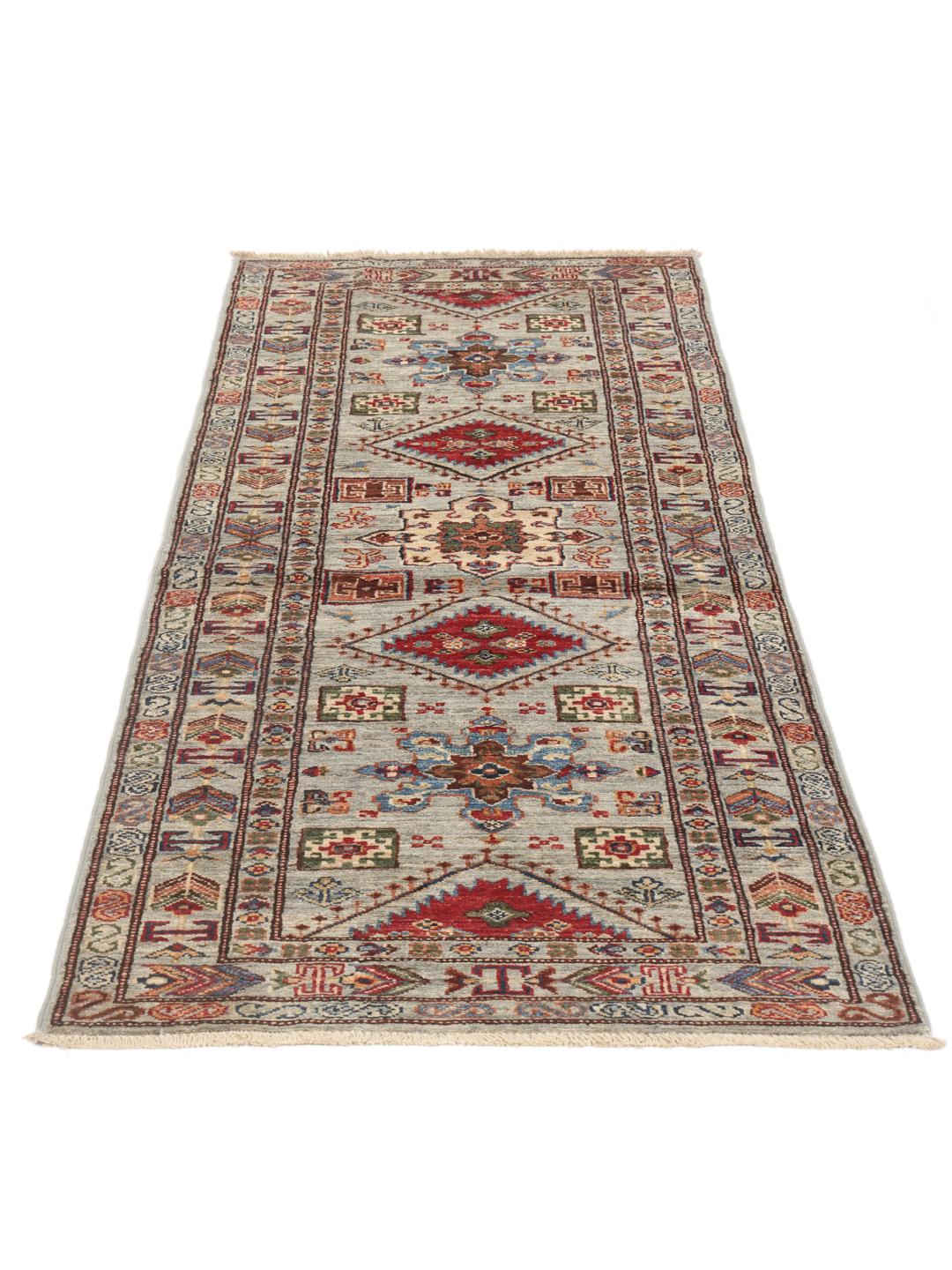 Handgefertigter Kazak-Läufer aus dem Nahen Osten mit geometrischen Mustern in Beige und Rot