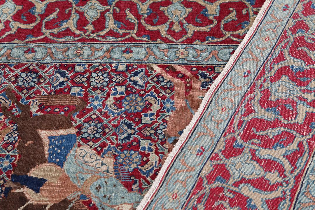 Antiek Tabriz-tapijt met rood veld en ingewikkelde jachtscène