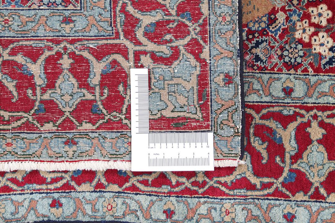 Antiek Tabriz-tapijt met rood veld en ingewikkelde jachtscène
