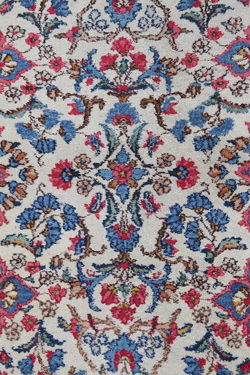 Antik Kerman-løber fra Mellemøsten med beige felt og blomstermønstre