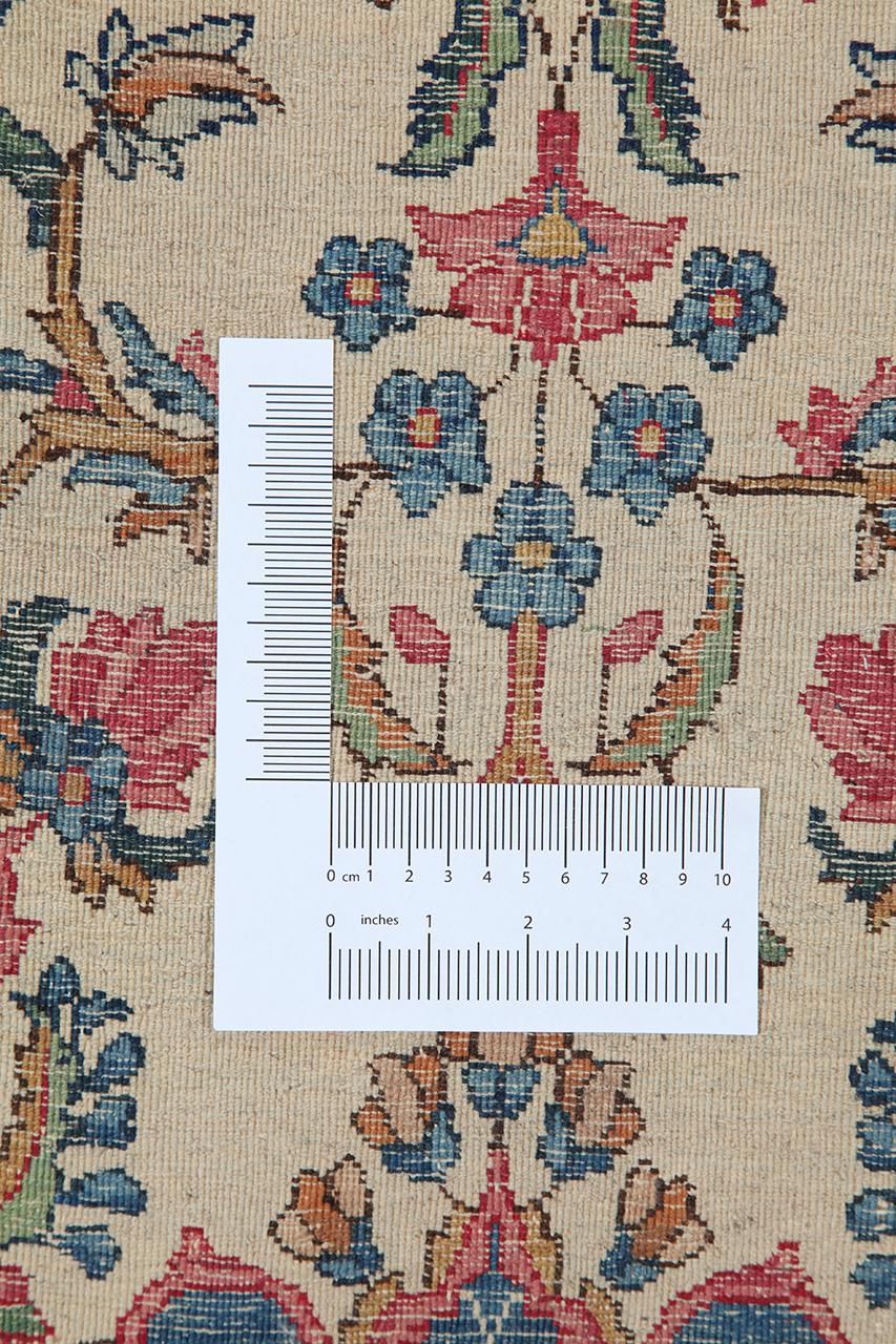 Antik Kerman-løber fra Mellemøsten med beige felt og blomstermønstre