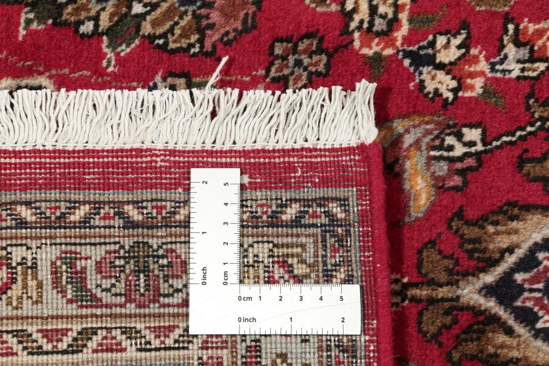 Handgeknoopt Tabriz vloerkleed uit het Midden-Oosten in donkerrood en zwart