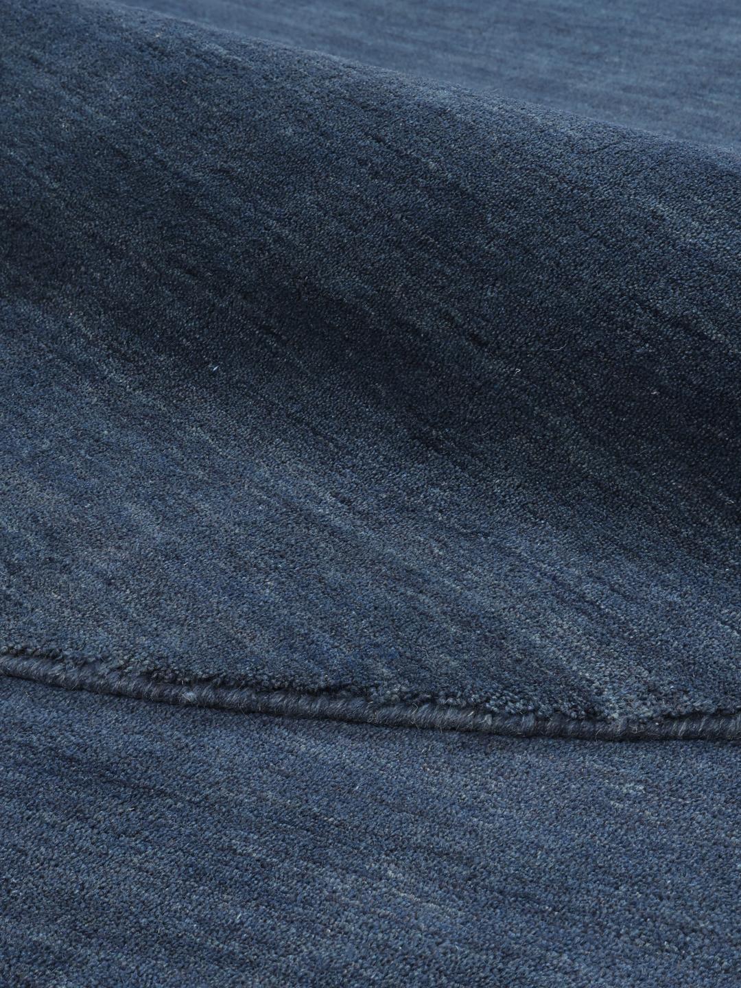 Runder Handloom-Teppich in einfarbigem Dunkelblau